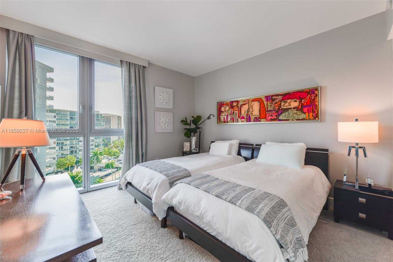 Small Image of 1331 BRICKELL BAY DR #811, Miami Number 19
