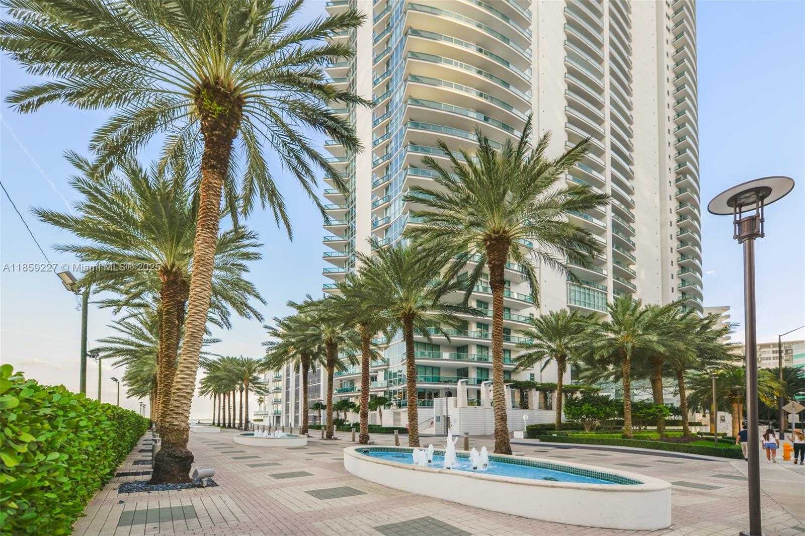 Small Image of 1331 BRICKELL BAY DR #811, Miami Number 28