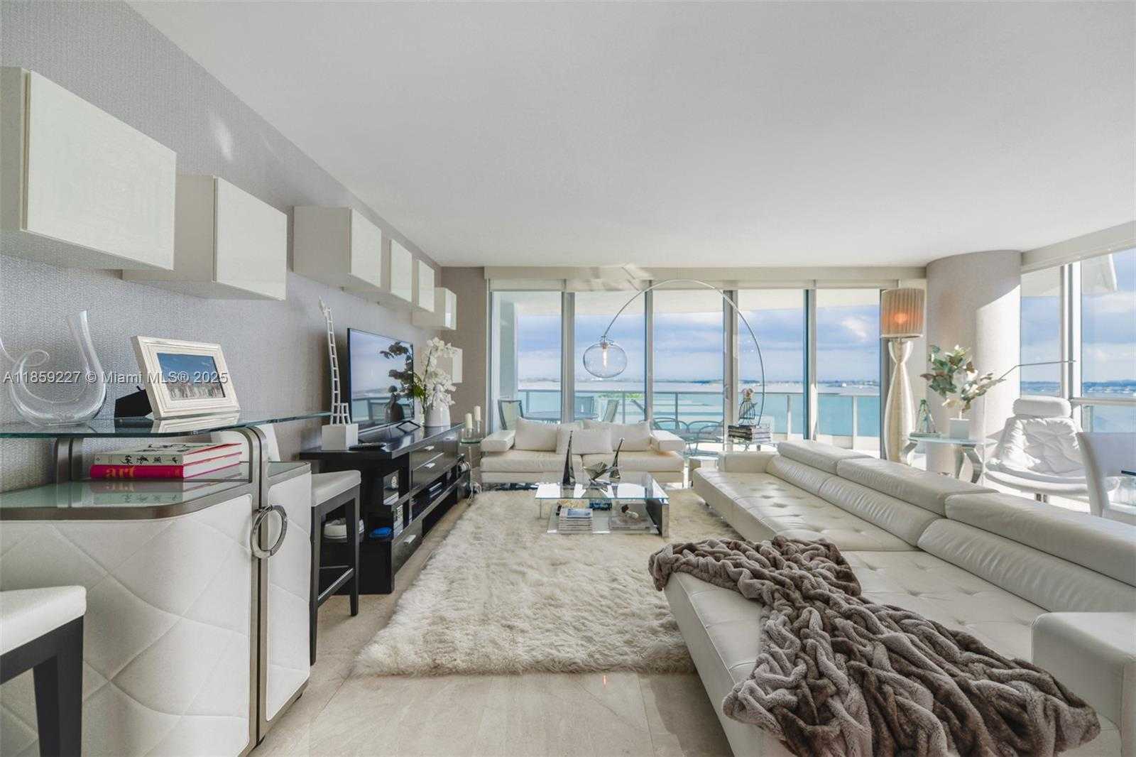 Small Image of 1331 BRICKELL BAY DR #811, Miami Number 29
