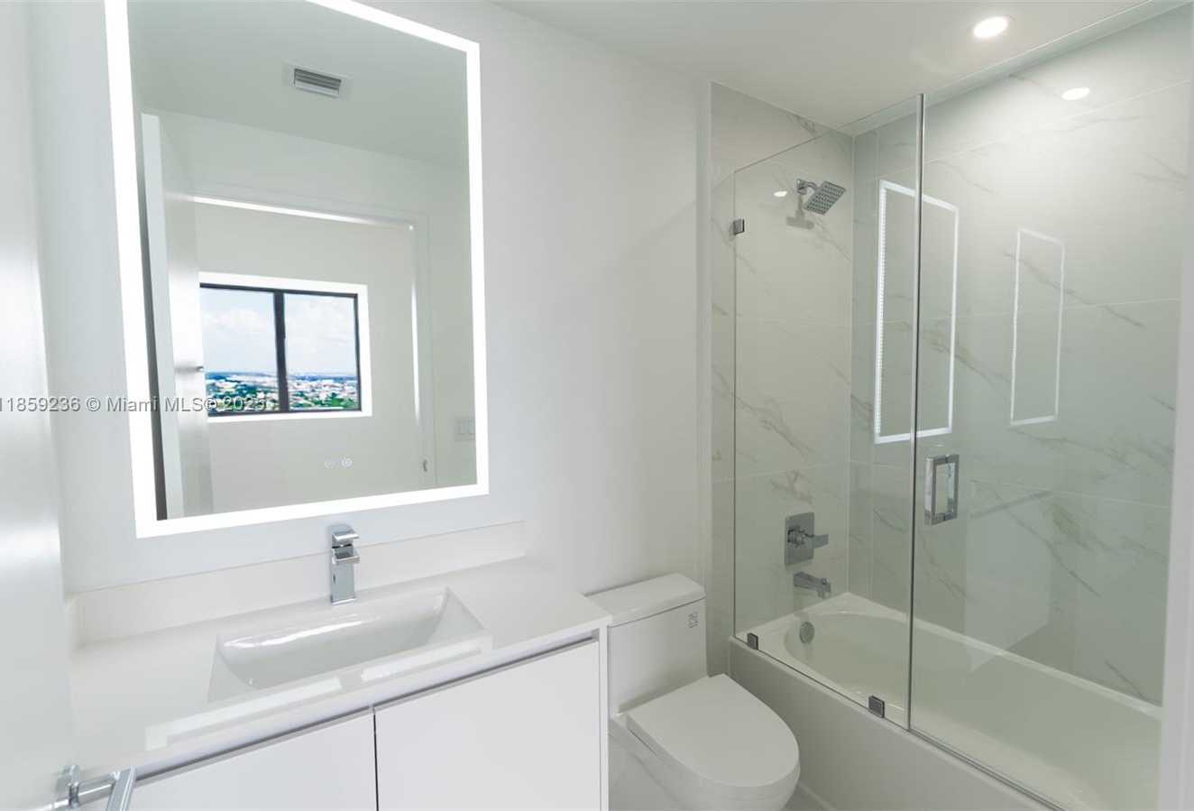 Small Image of 700 NORTH EAST 24TH ST #3605, Miami Number 23