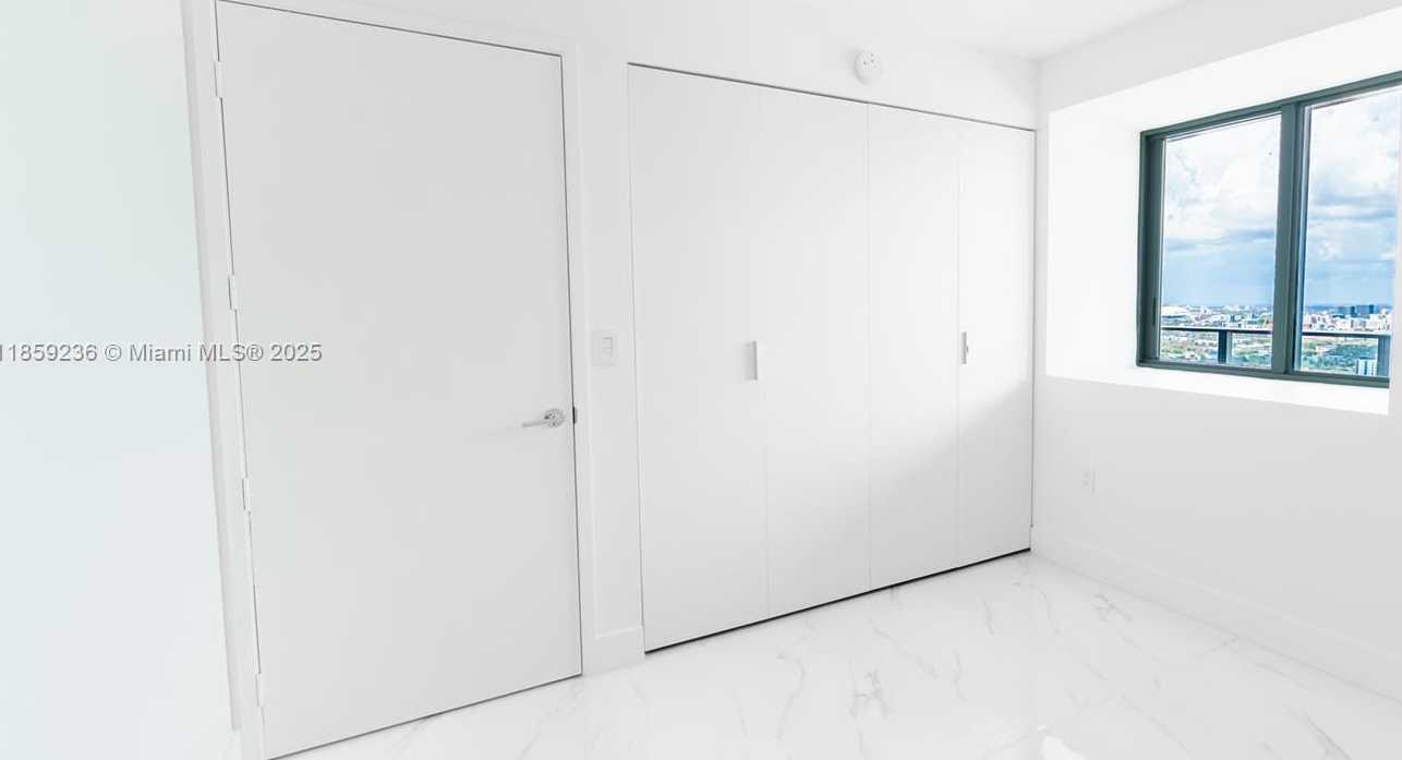 Small Image of 700 NORTH EAST 24TH ST #3605, Miami Number 25