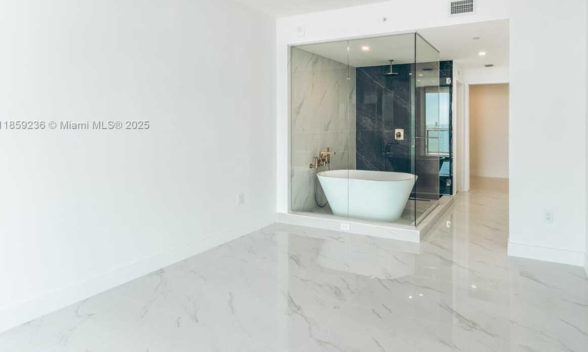 Small Image of 700 NORTH EAST 24TH ST #3605, Miami Number 39