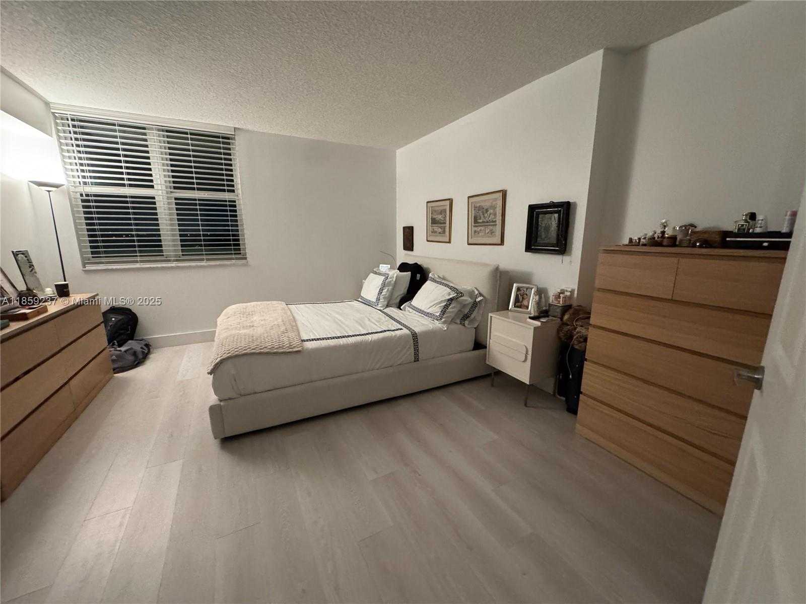 Small Image of 3000 CORAL WAY #713, Miami Number 15