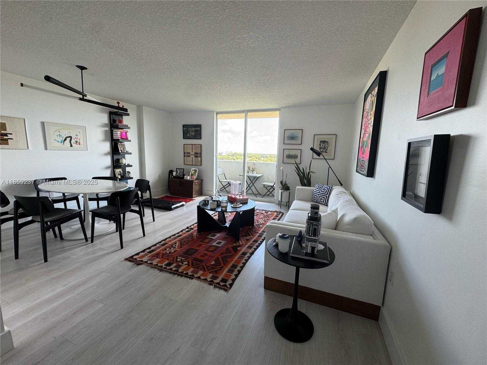 Small Image of 3000 CORAL WAY #713, Miami Number 8