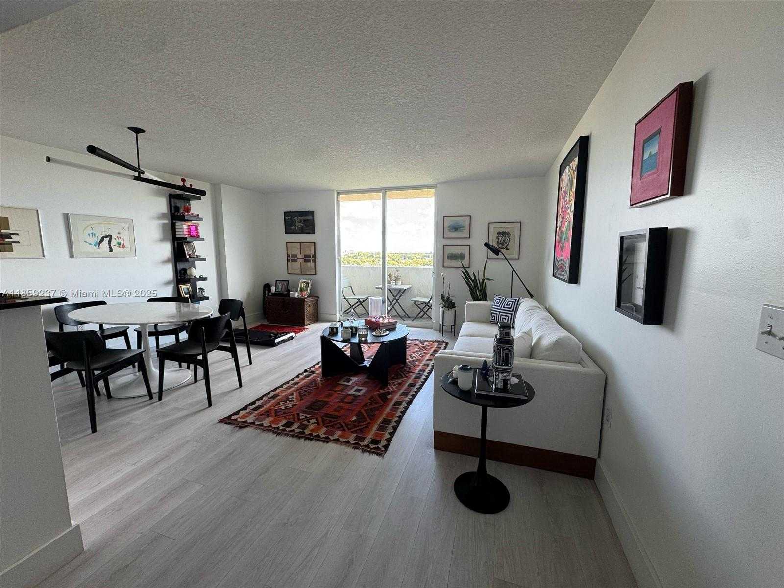 Small Image of 3000 CORAL WAY #713, Miami Number 9