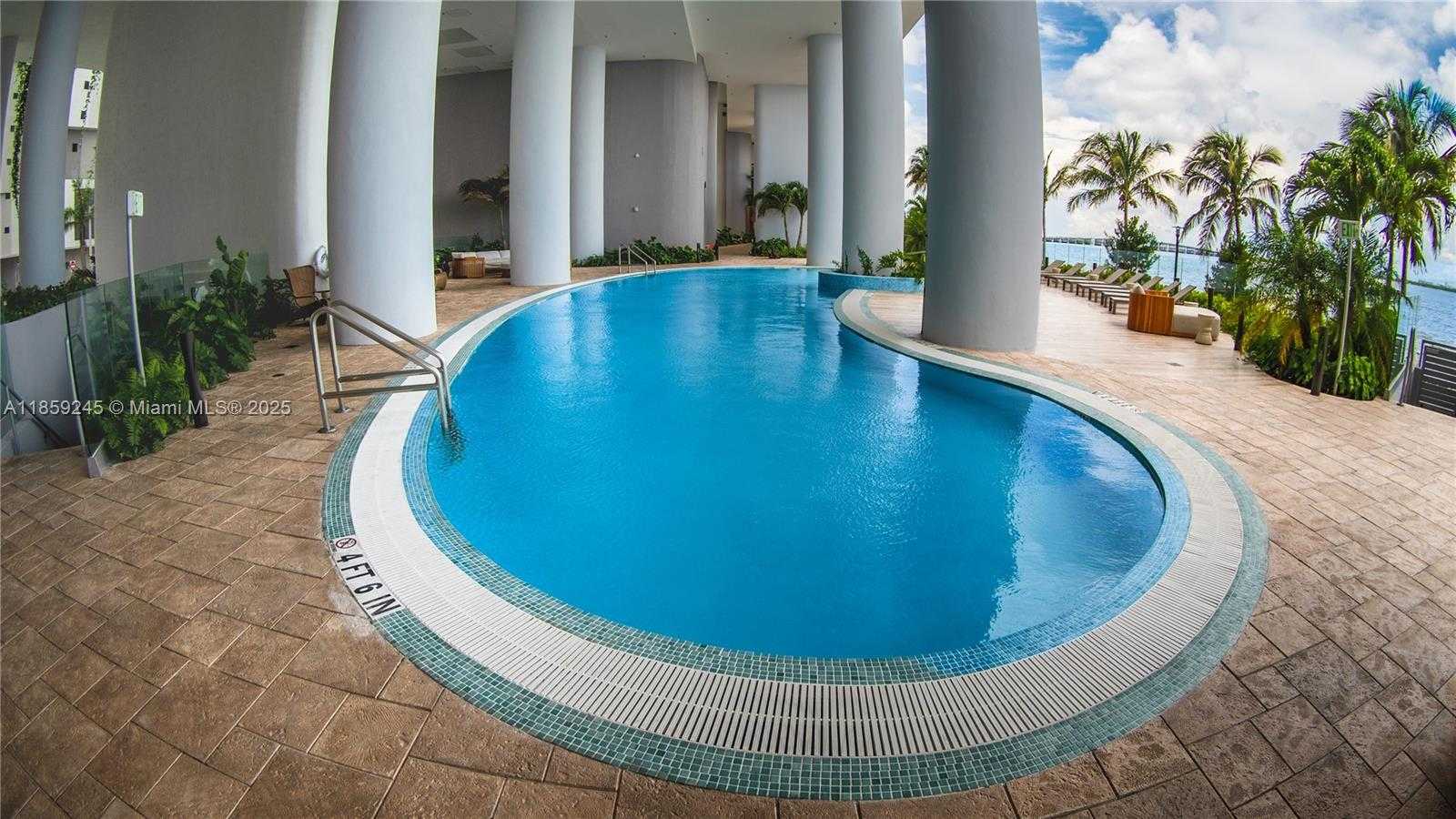 Small Image of 700 NORTH EAST 24TH ST #3401, Miami Number 4