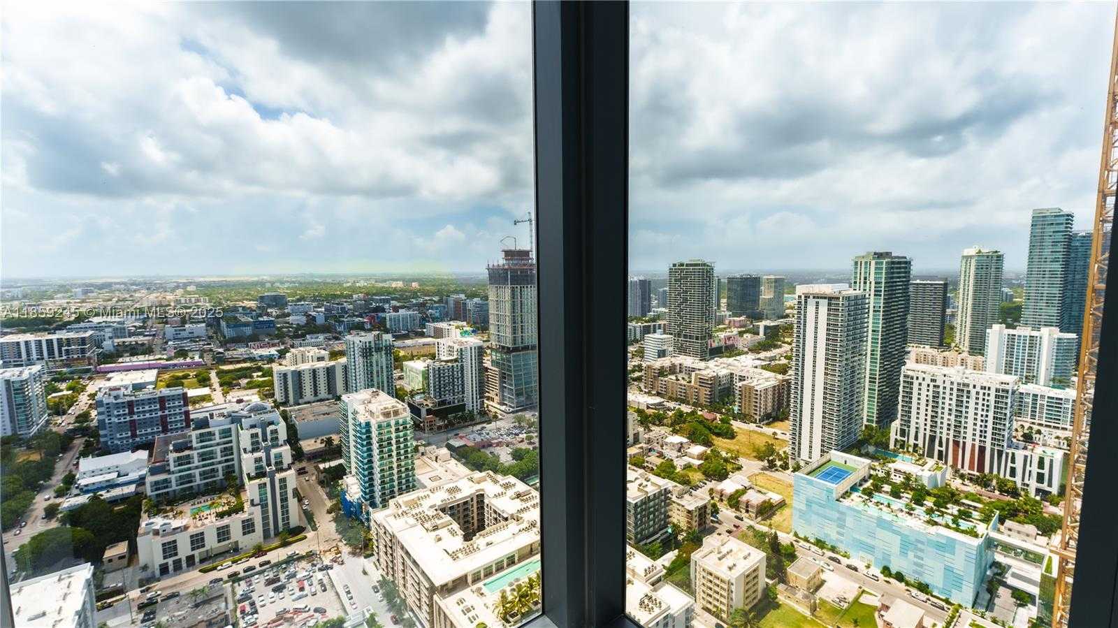 Small Image of 700 NORTH EAST 24TH ST #3401, Miami Number 48