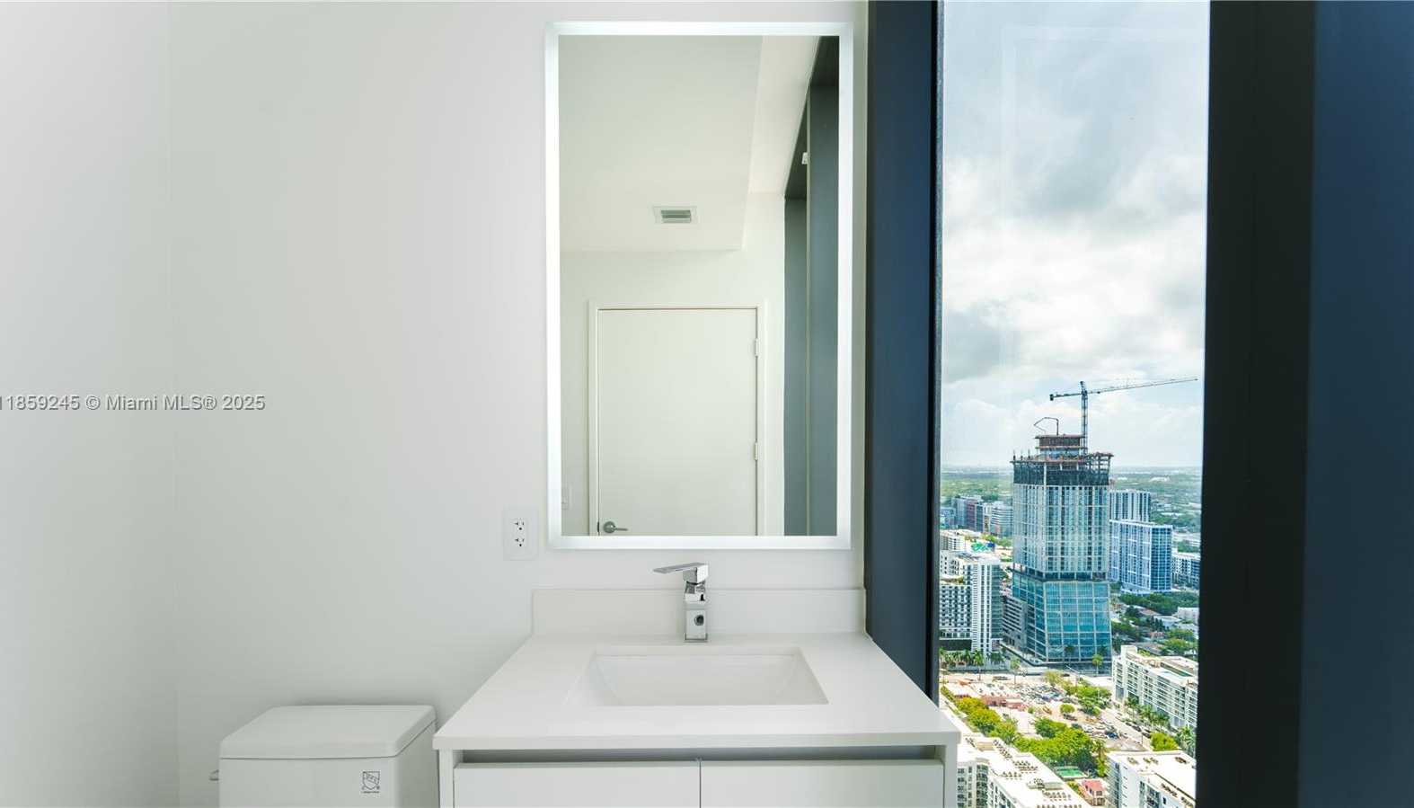 Small Image of 700 NORTH EAST 24TH ST #3401, Miami Number 57