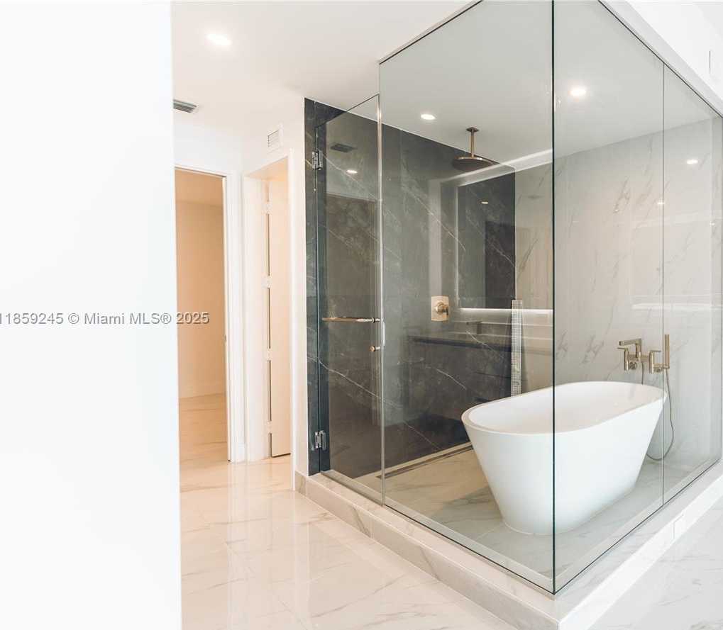 Small Image of 700 NORTH EAST 24TH ST #3401, Miami Number 68