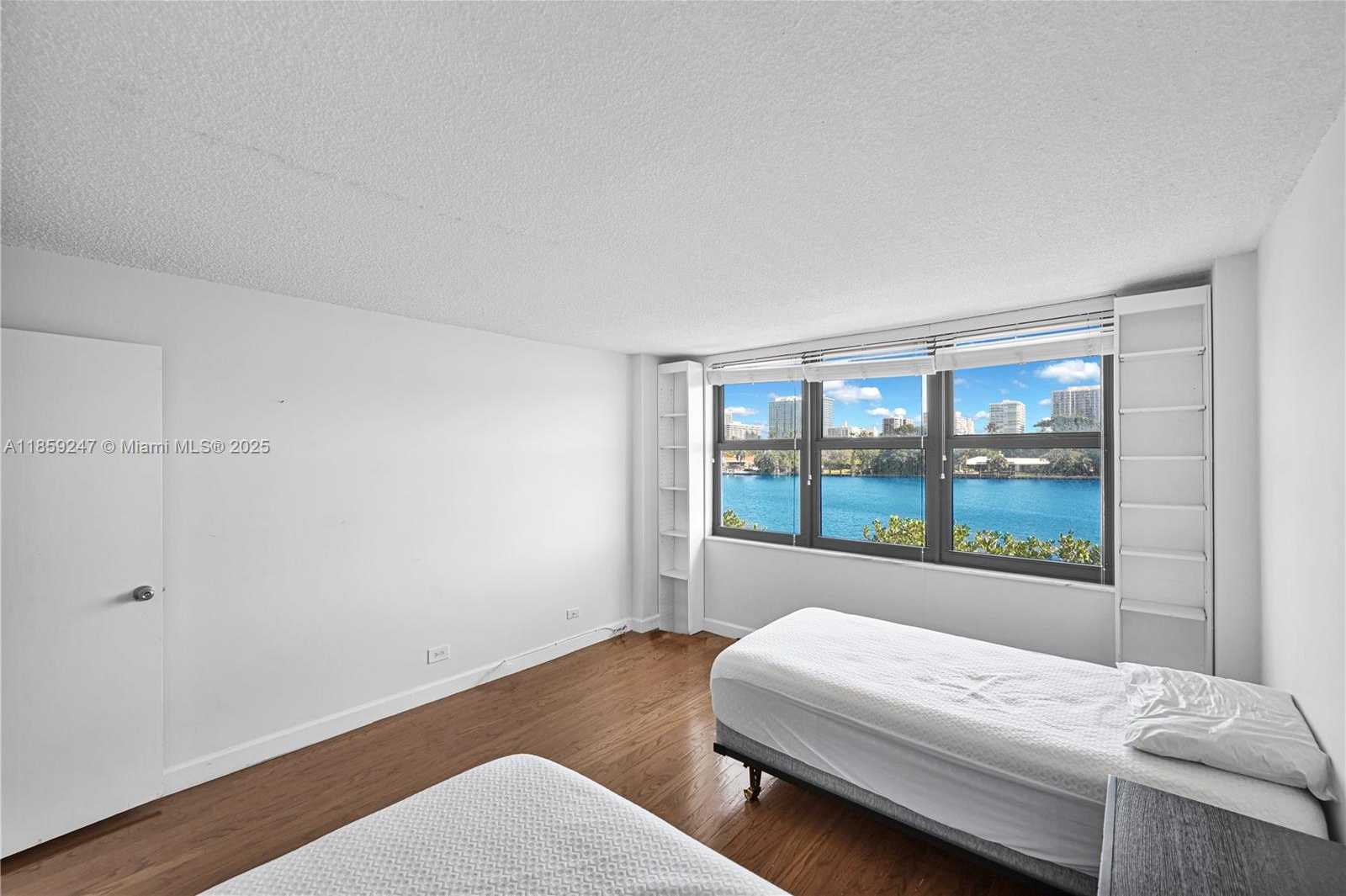 Small Image of 10101 EAST BAY HARBOR DR #204, Bay Harbor Islands Number 24