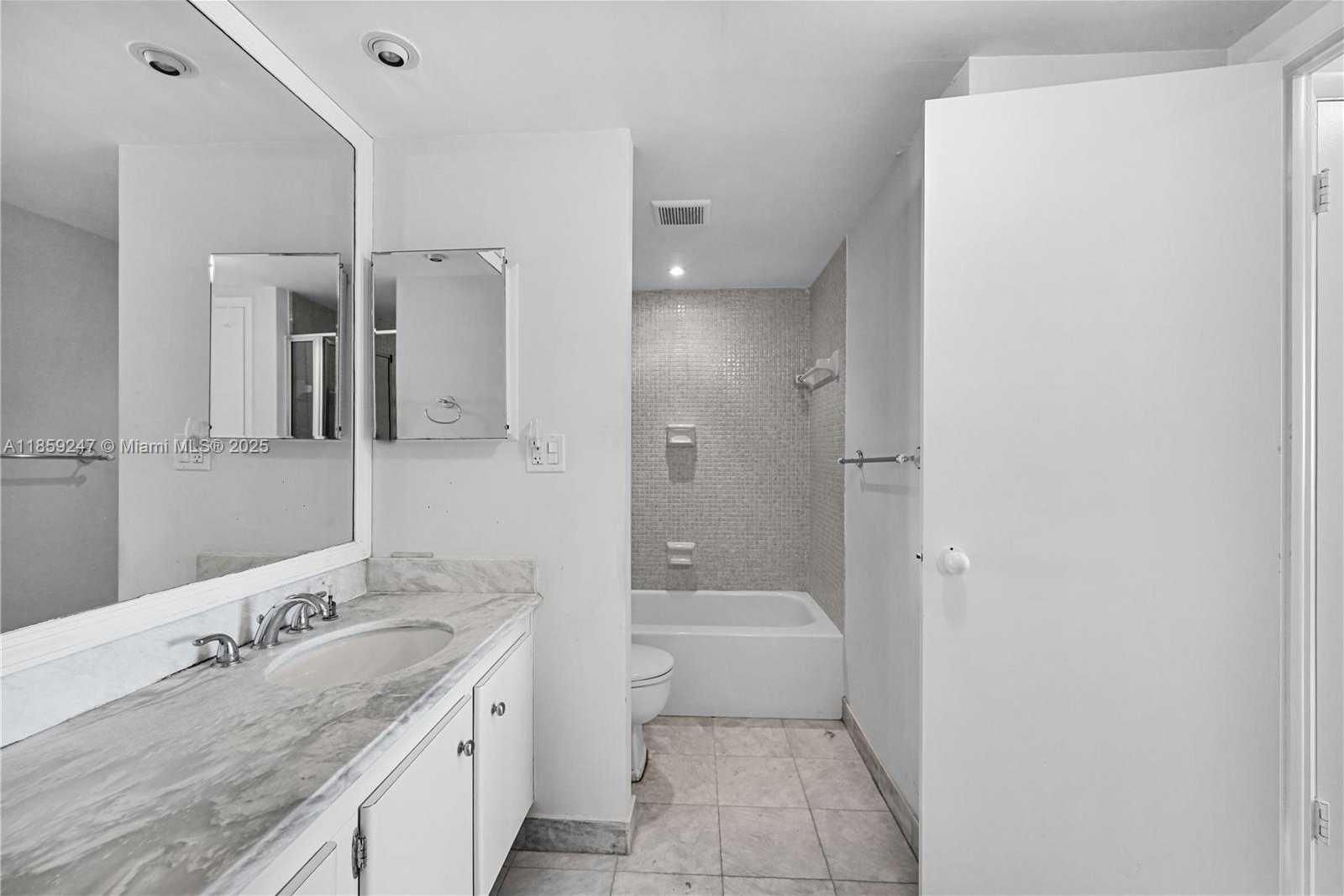 Small Image of 10101 EAST BAY HARBOR DR #204, Bay Harbor Islands Number 34