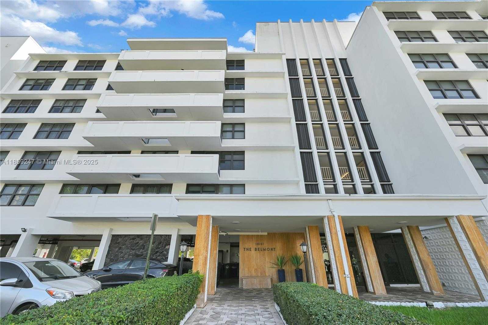 Small Image of 10101 EAST BAY HARBOR DR #204, Bay Harbor Islands Number 39