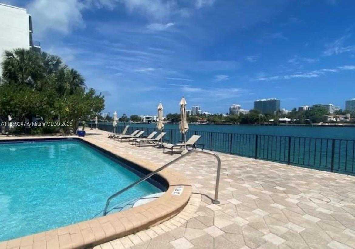 Small Image of 10101 EAST BAY HARBOR DR #204, Bay Harbor Islands Number 6