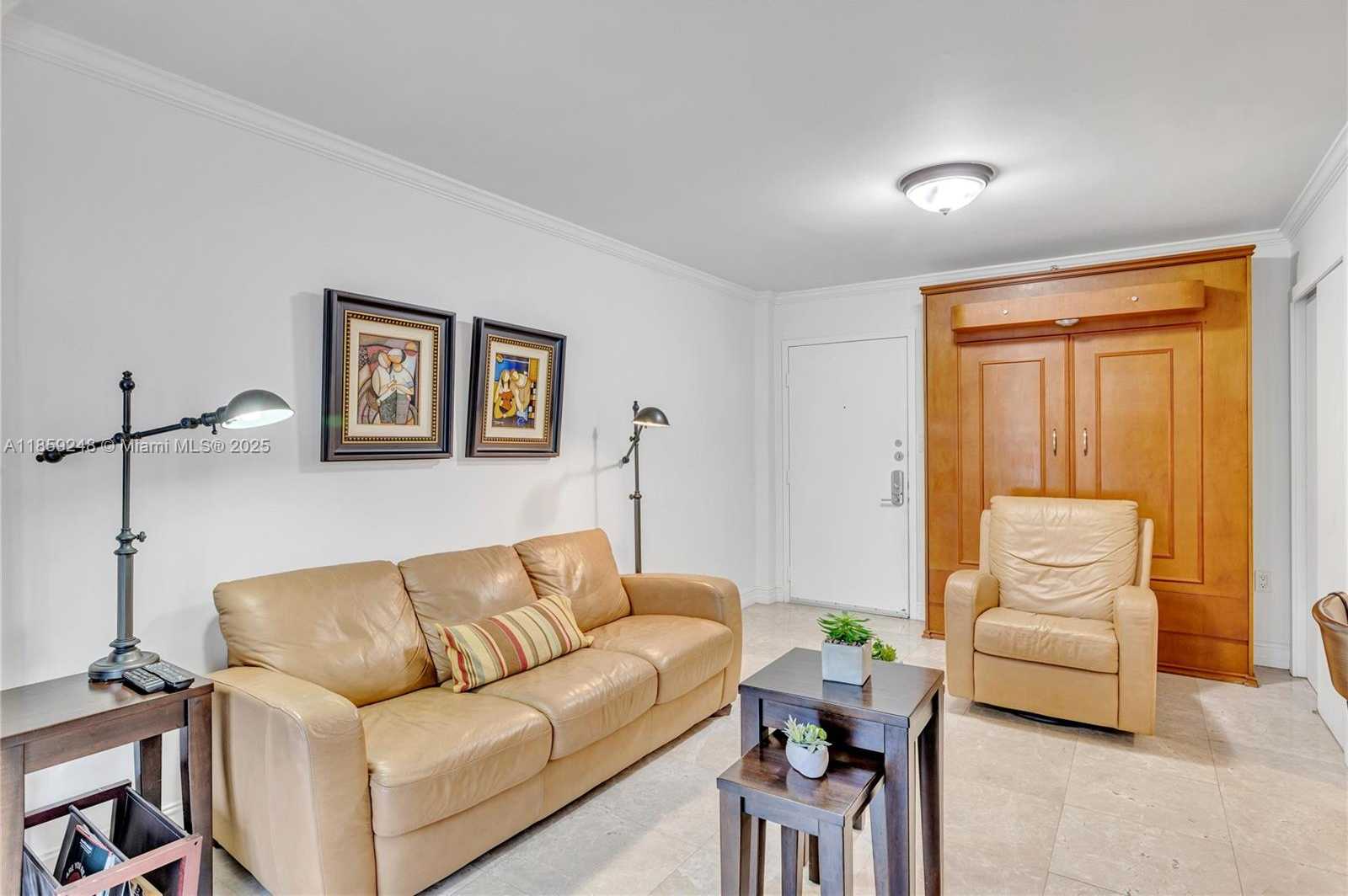 Small Image of 4301 COLLINS AVE #907, Miami Beach Number 14