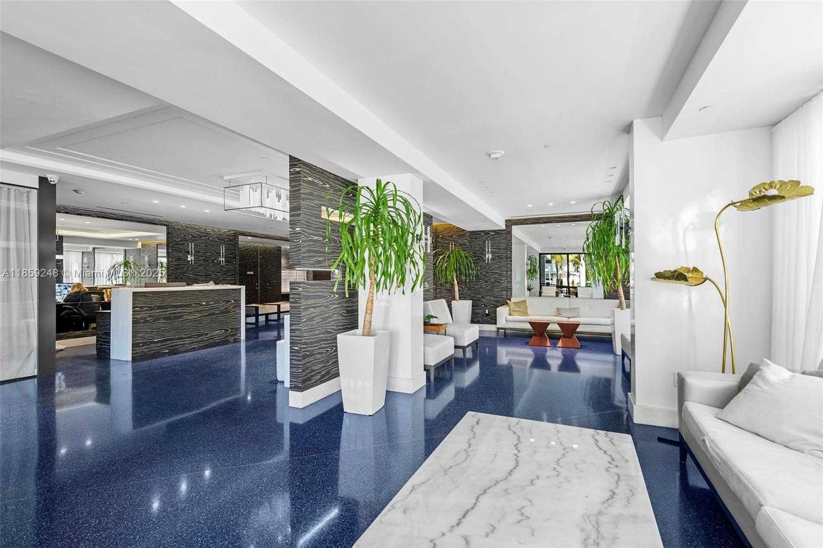 Small Image of 4301 COLLINS AVE #907, Miami Beach Number 27