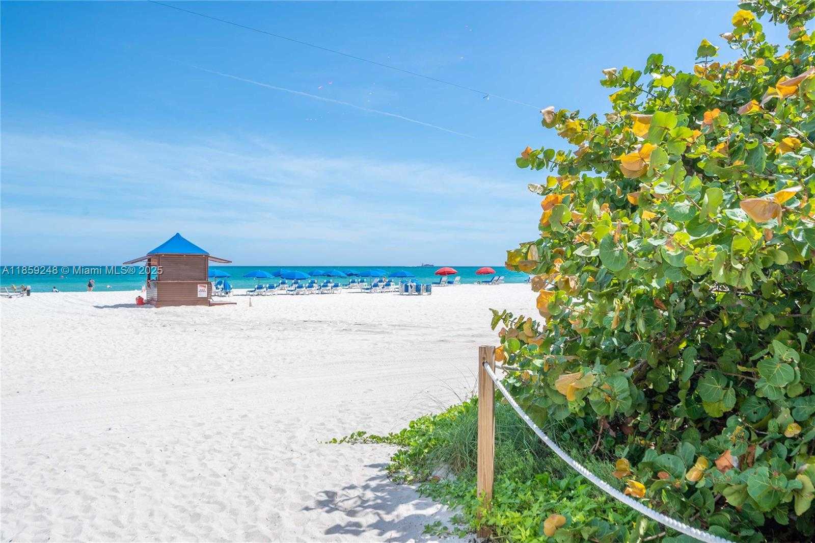 Small Image of 4301 COLLINS AVE #907, Miami Beach Number 33