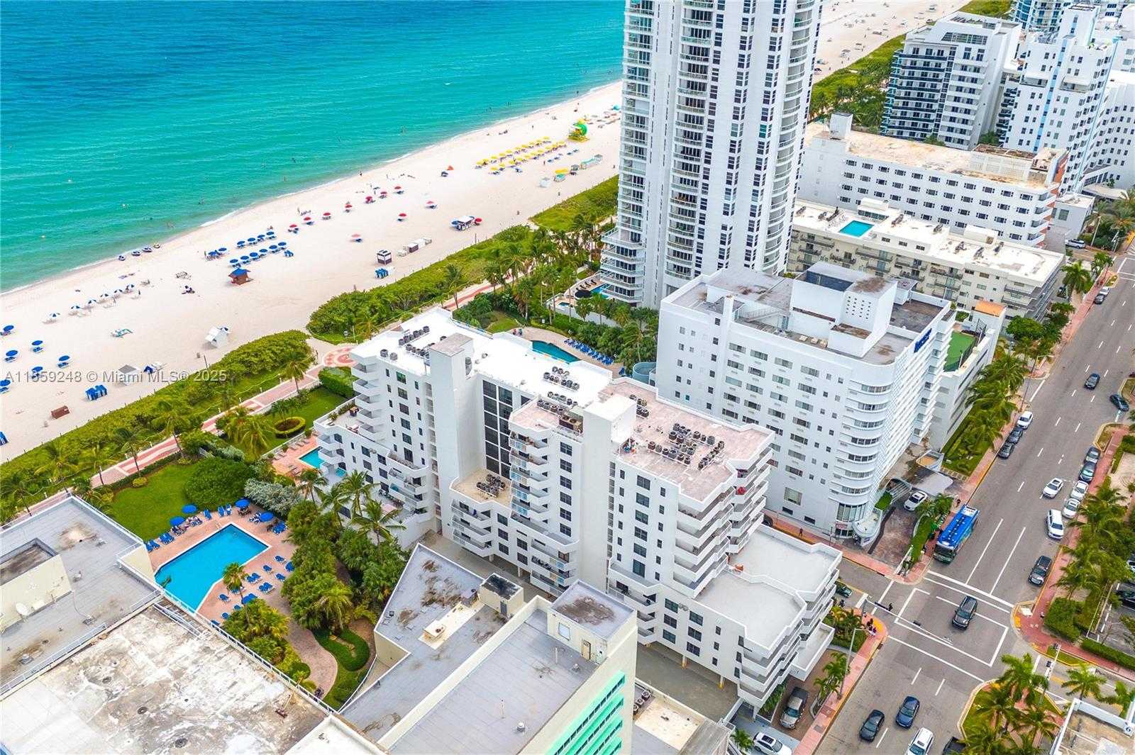 Small Image of 4301 COLLINS AVE #907, Miami Beach Number 38