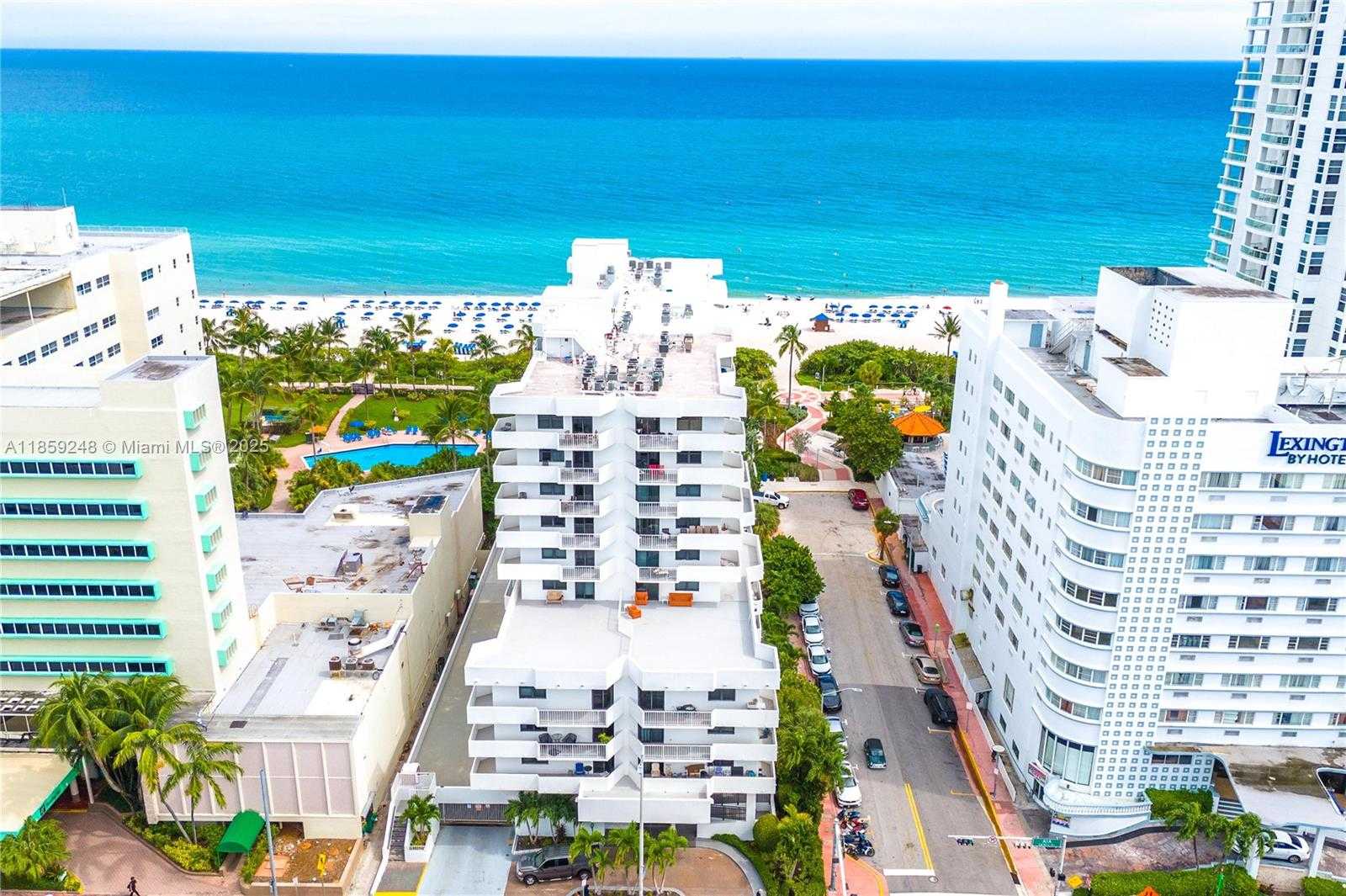 Small Image of 4301 COLLINS AVE #907, Miami Beach Number 40