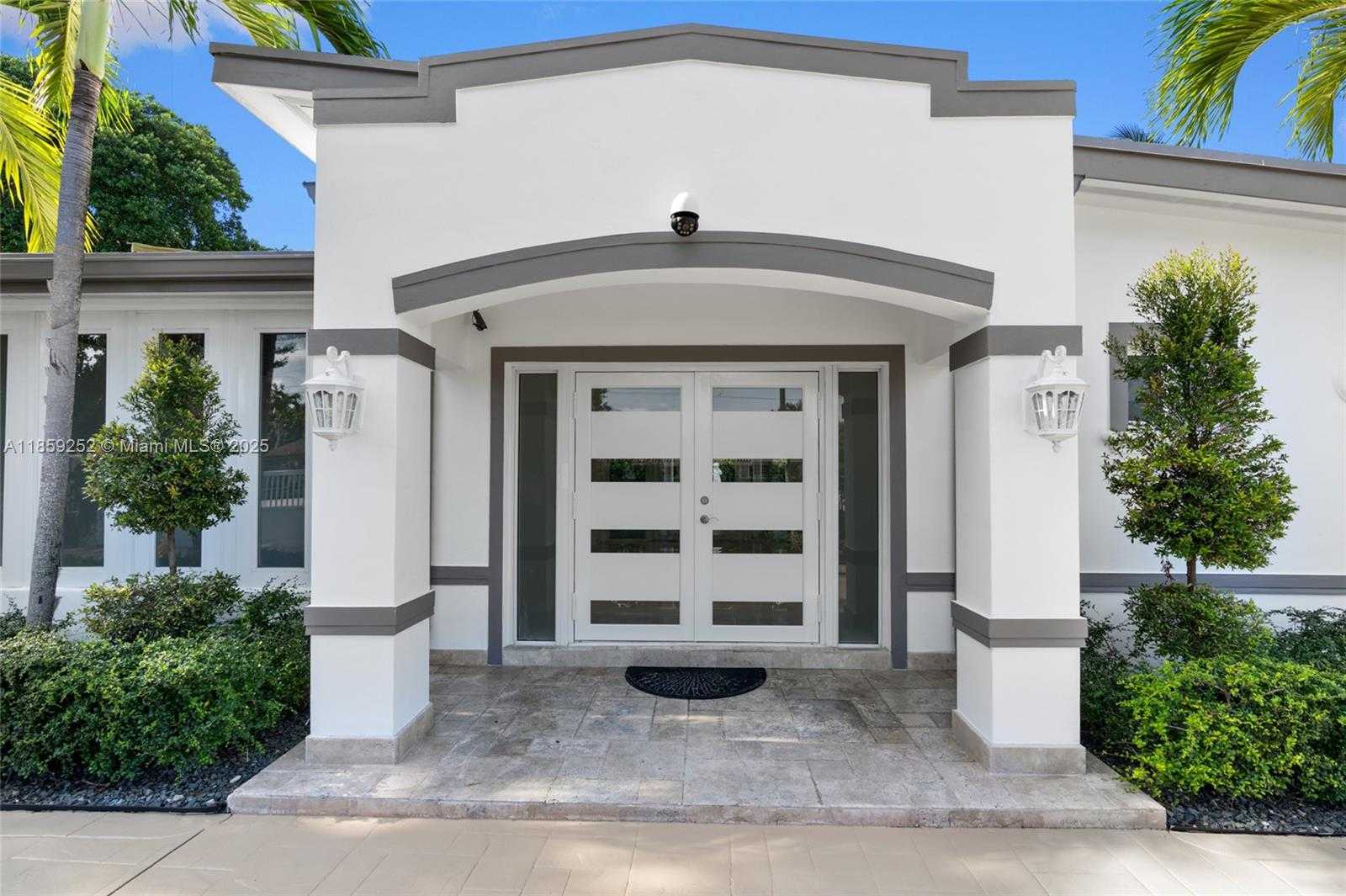 Small Image of 5725 SOUTH WEST 56TH ST, Miami Number 4