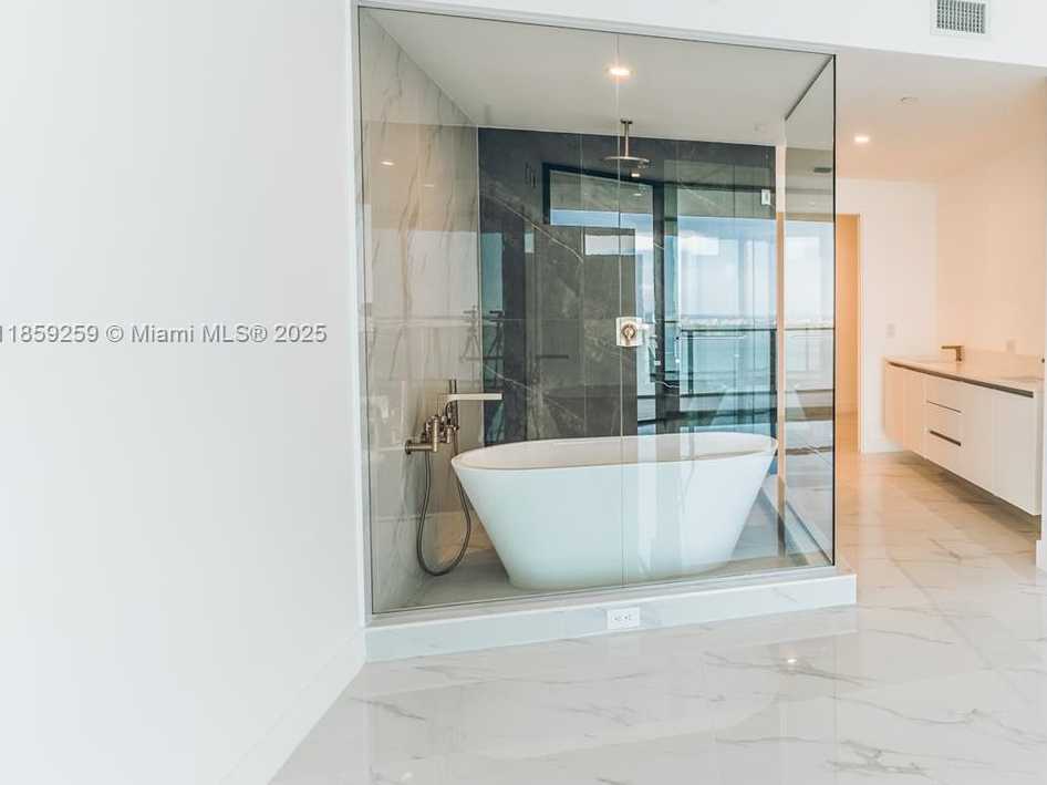Small Image of 700 NORTH EAST 24TH ST #4407, Miami Number 60