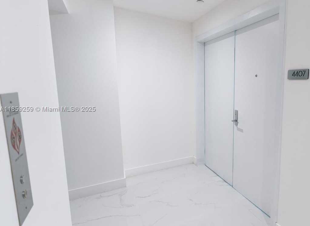 Small Image of 700 NORTH EAST 24TH ST #4407, Miami Number 74