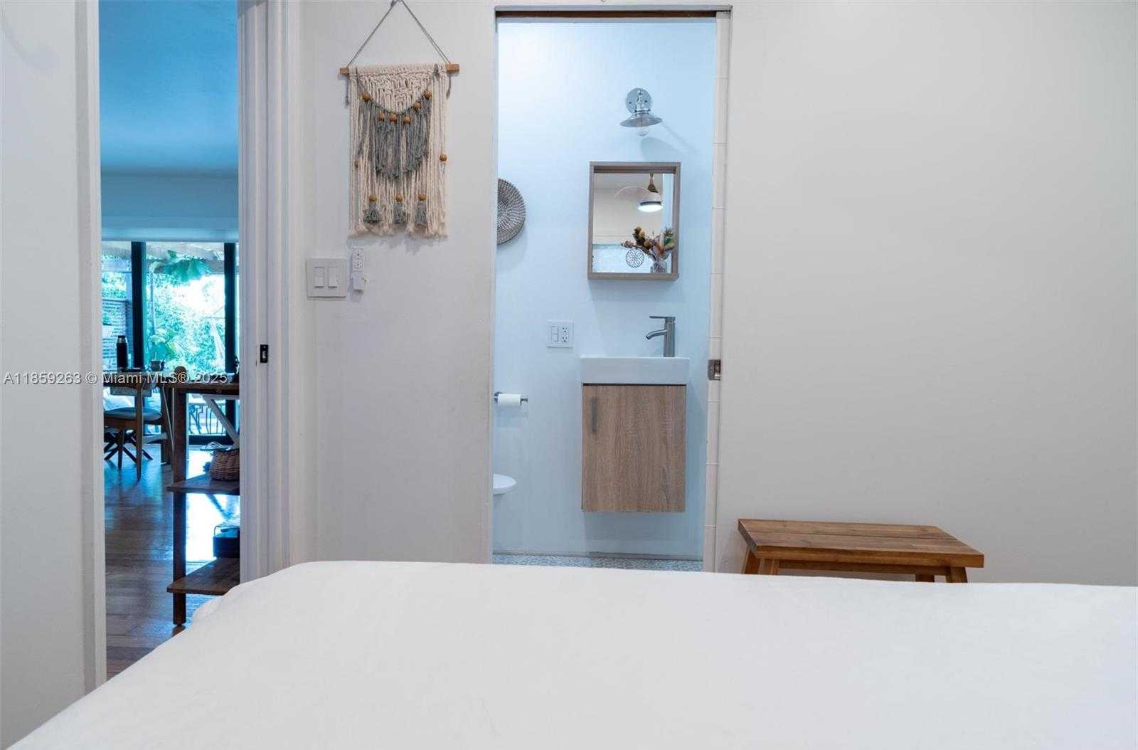 Small Image of 10828 NORTH WEST 2ND AVE, Miami Shores Number 22