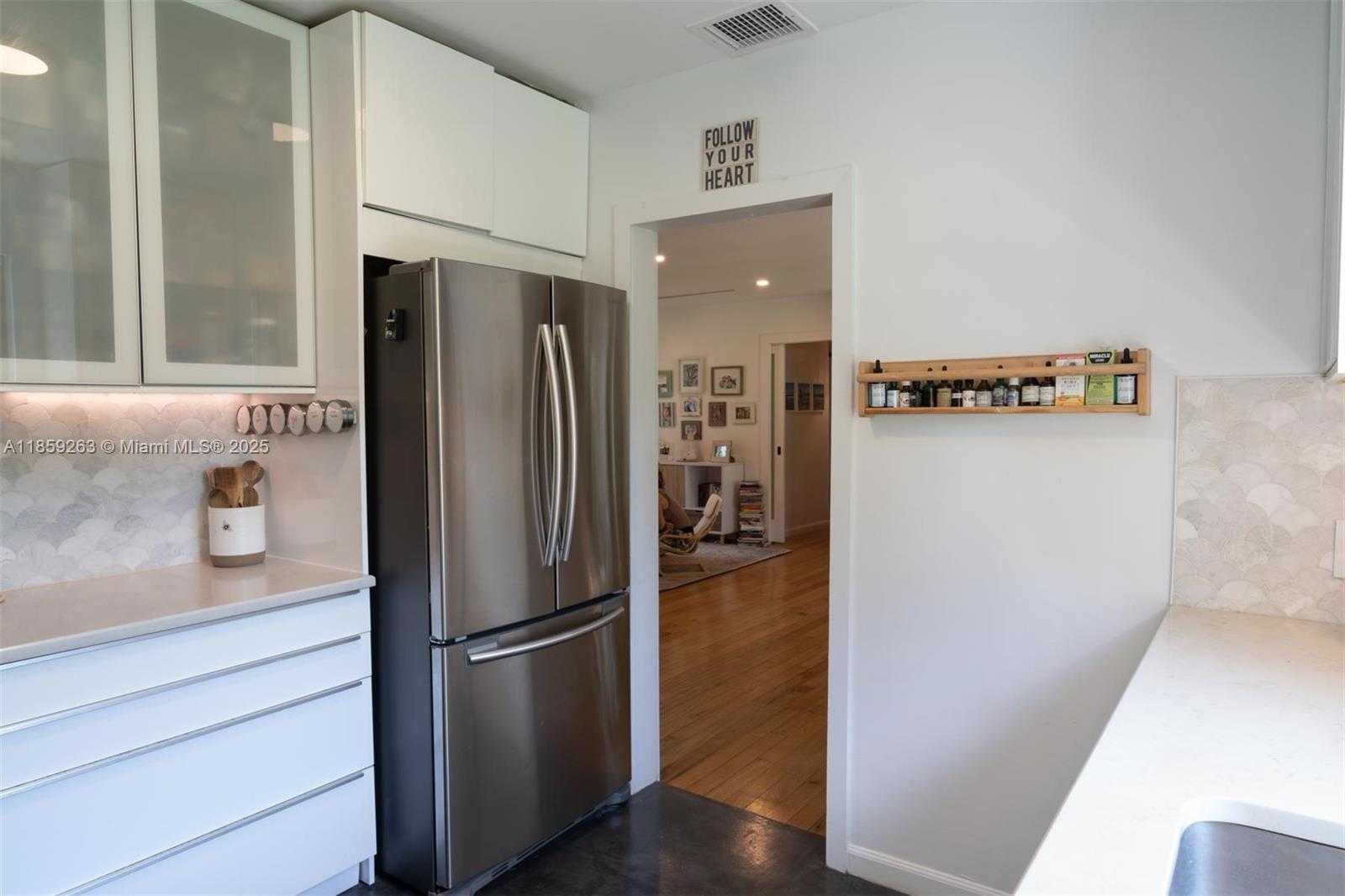 Small Image of 10828 NORTH WEST 2ND AVE, Miami Shores Number 27
