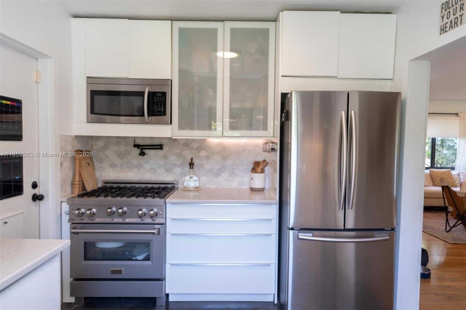 Small Image of 10828 NORTH WEST 2ND AVE, Miami Shores Number 28