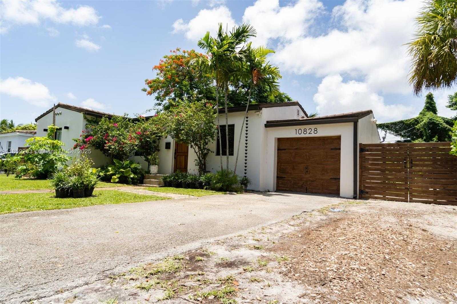 Small Image of 10828 NORTH WEST 2ND AVE, Miami Shores Number 4