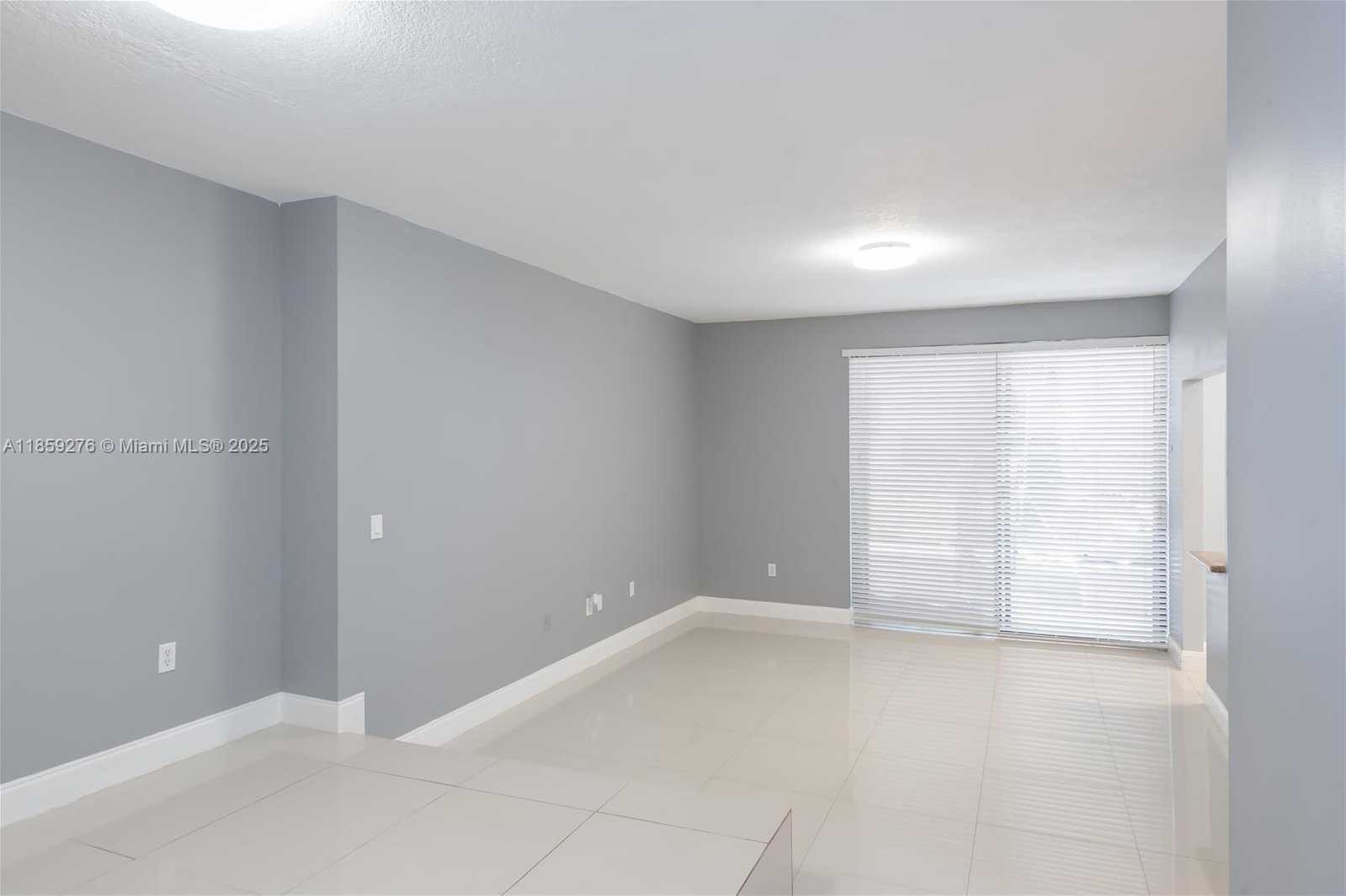 Small Image of 6061 COLLINS AVE #4B, Miami Beach Number 16