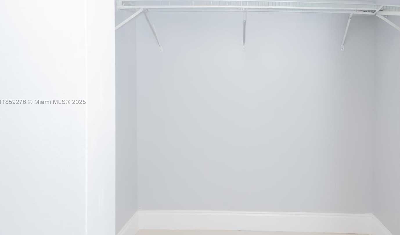 Small Image of 6061 COLLINS AVE #4B, Miami Beach Number 28