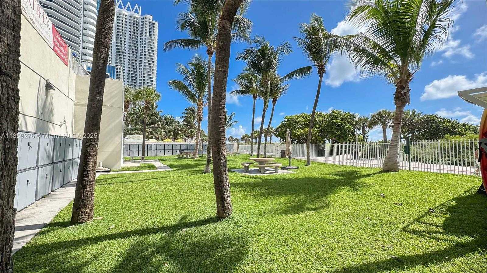 Small Image of 6061 COLLINS AVE #4B, Miami Beach Number 37