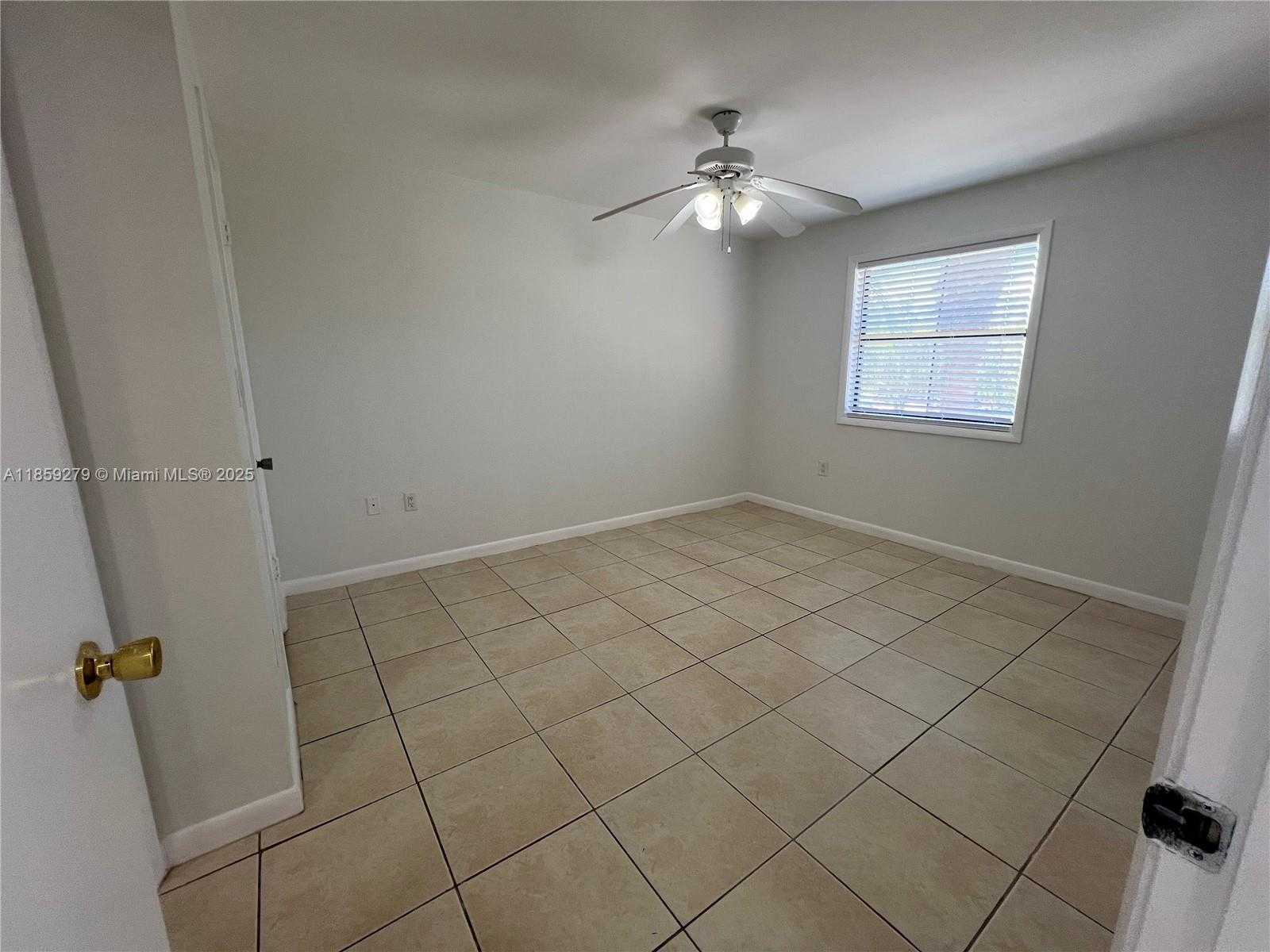 Small Image of 15591 SOUTH WEST 105TH TER #522, Miami Number 15