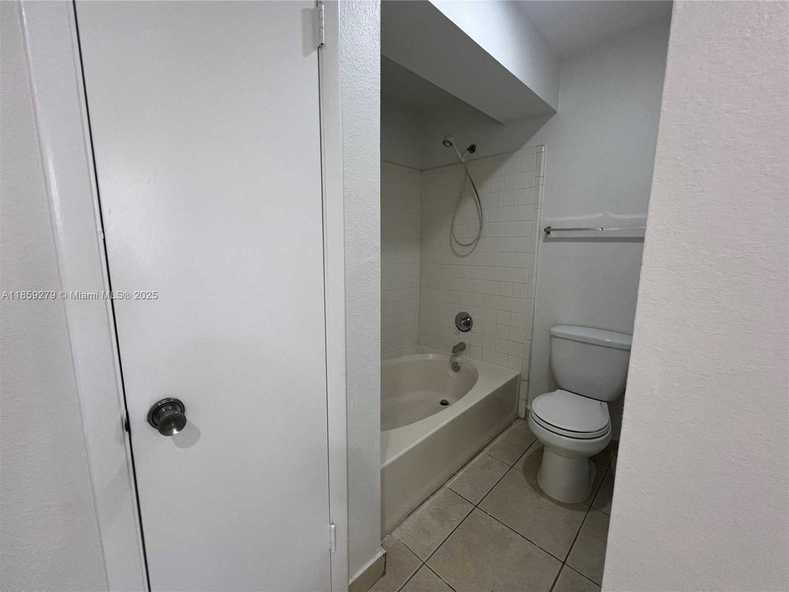 Small Image of 15591 SOUTH WEST 105TH TER #522, Miami Number 19