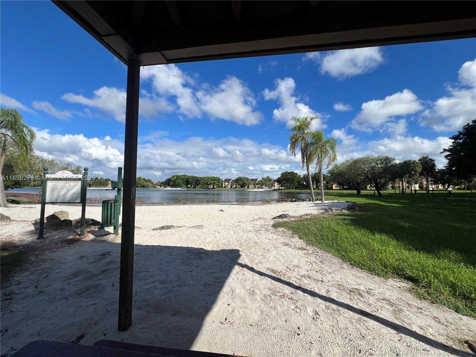 Small Image of 15591 SOUTH WEST 105TH TER #522, Miami Number 37