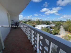 Small Image of 4141 NAUTILUS DR #7F, Miami Beach Number 15