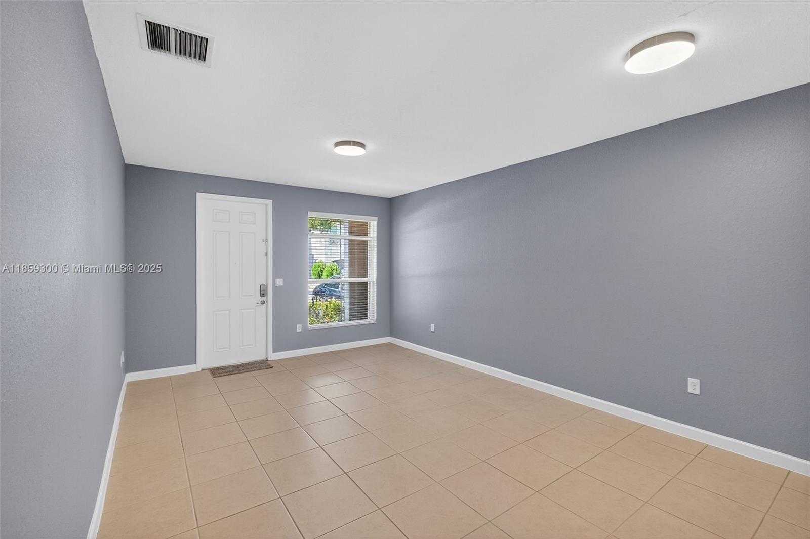 Small Image of 14747 SOUTH WEST 25 LN, Miami Number 3