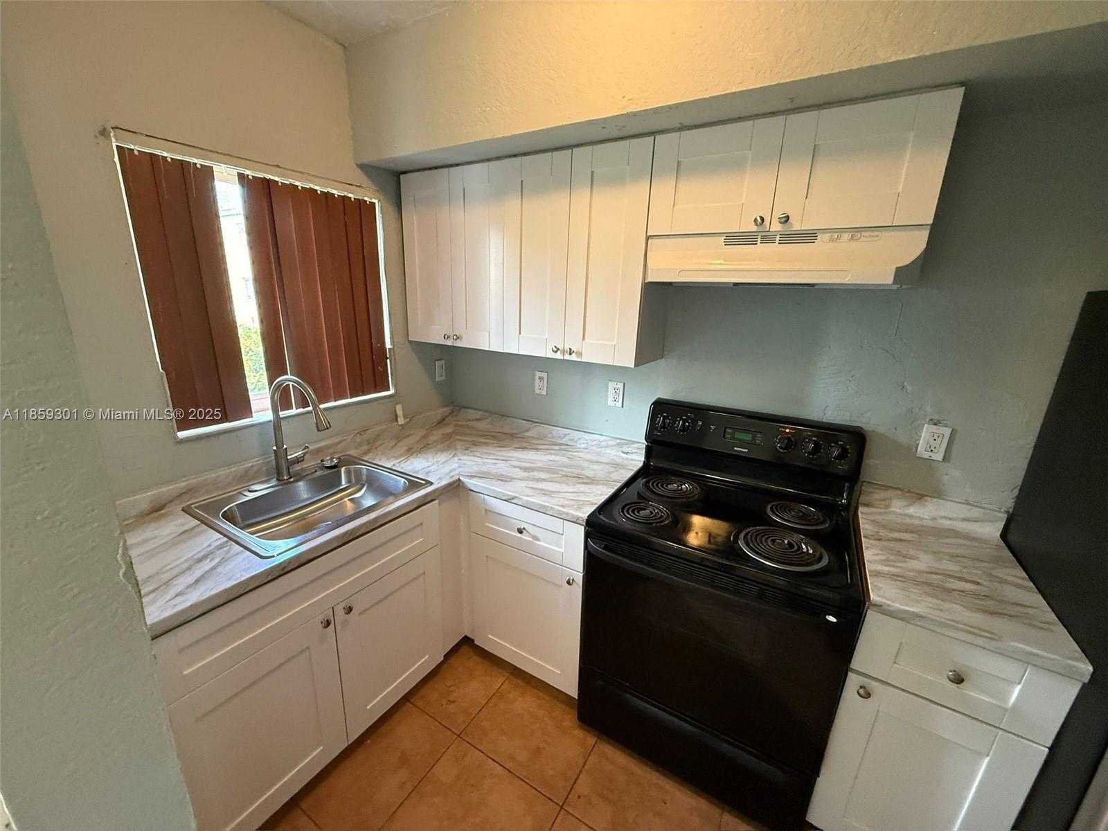 Small Image of 471 NORTH WEST 83RD ST #471, Miami Number 2