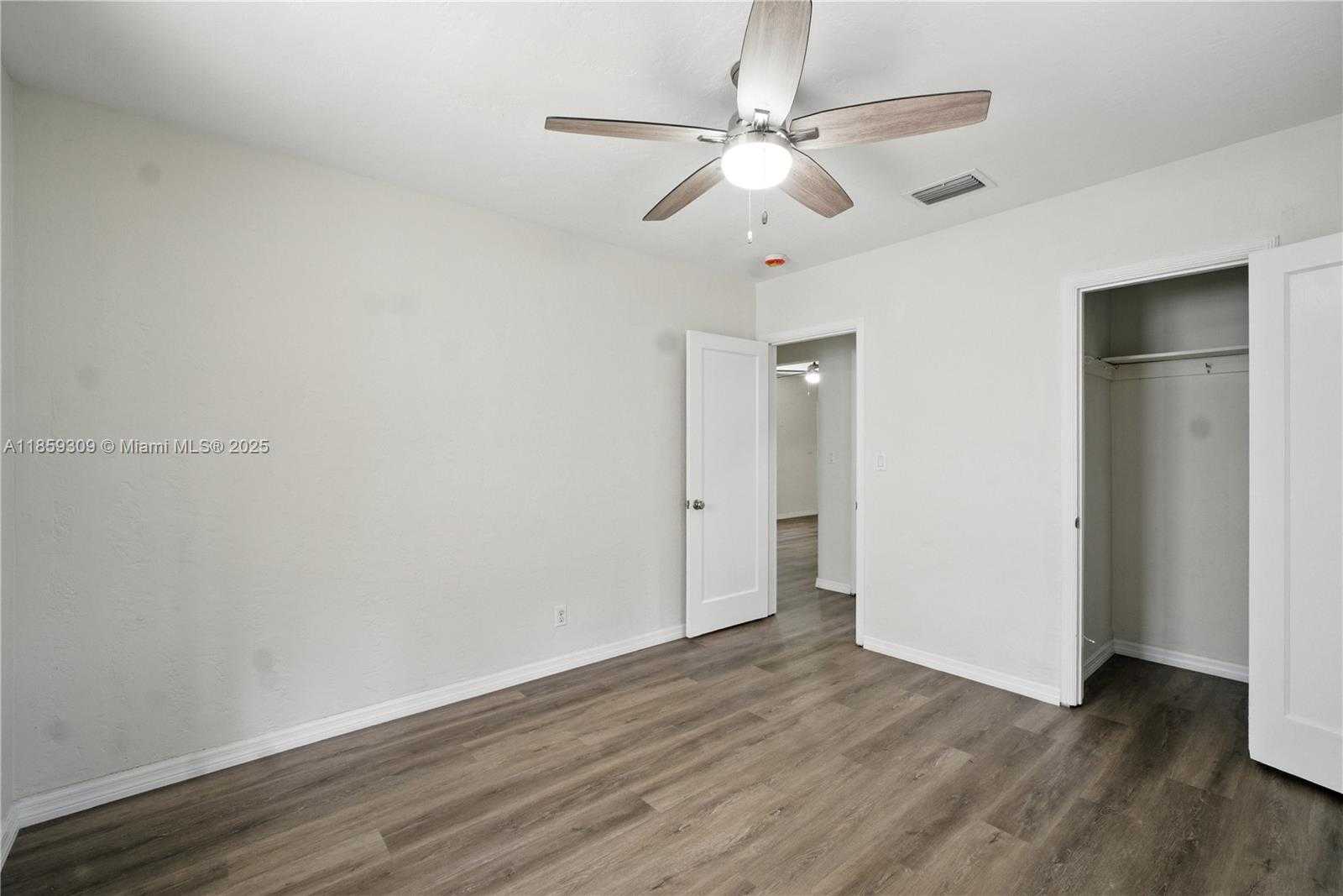 Small Image of 2545 SOUTH WEST 27 LN, Miami Number 17