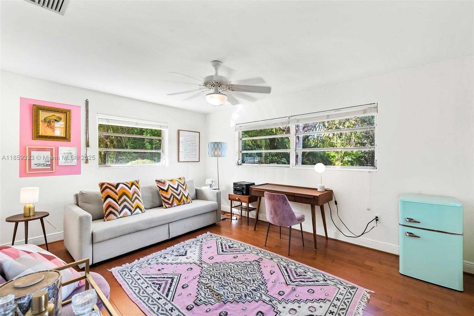 Small Image of 11420 SOUTH WEST 80TH RD, Pinecrest Number 38