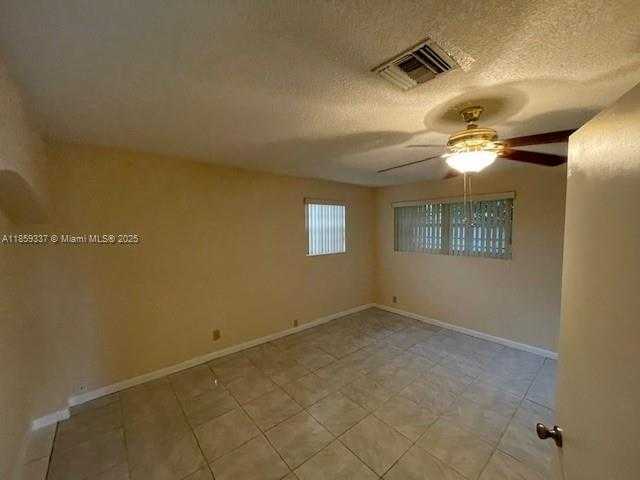 Small Image of 4831 NORTH WEST 12TH ST, Lauderhill Number 15