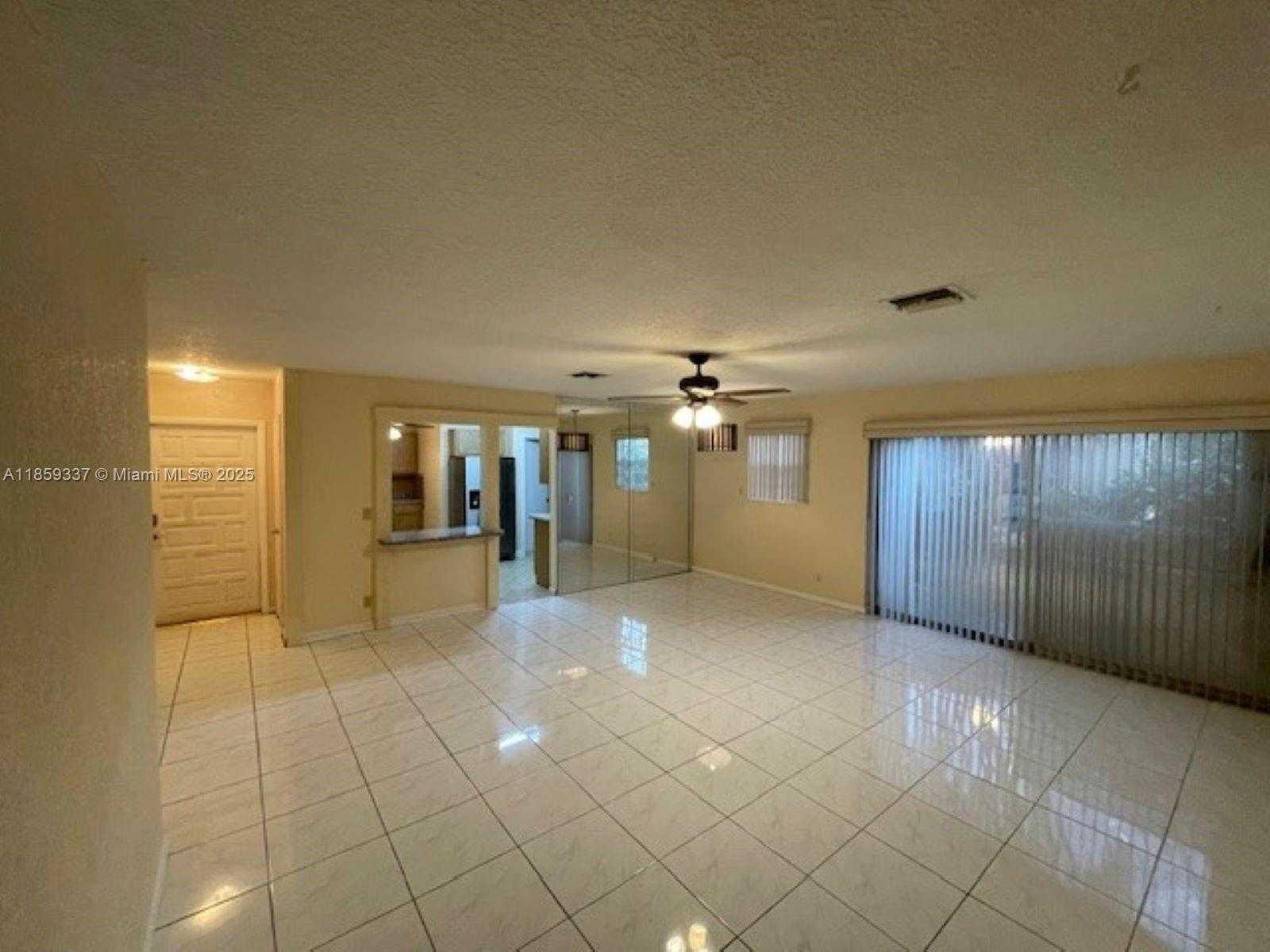 Small Image of 4831 NORTH WEST 12TH ST, Lauderhill Number 3