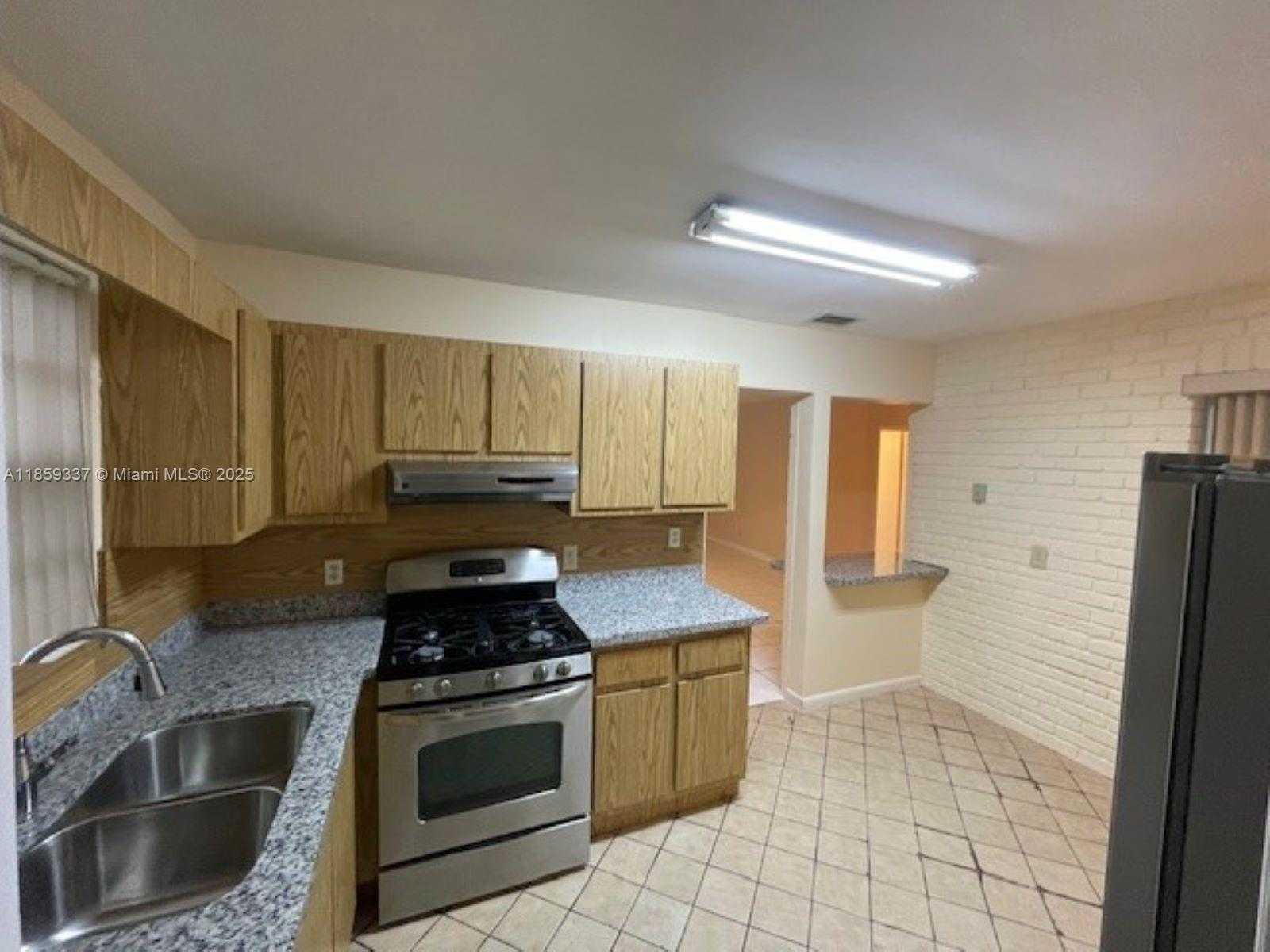 Small Image of 4831 NORTH WEST 12TH ST, Lauderhill Number 5