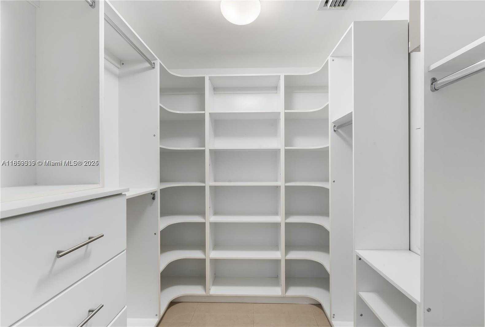 Small Image of 485 BRICKELL AVE #2003, Miami Number 13