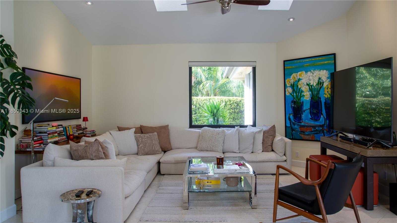 Small Image of 2880 WINDMILL RANCH RD, Weston Number 16