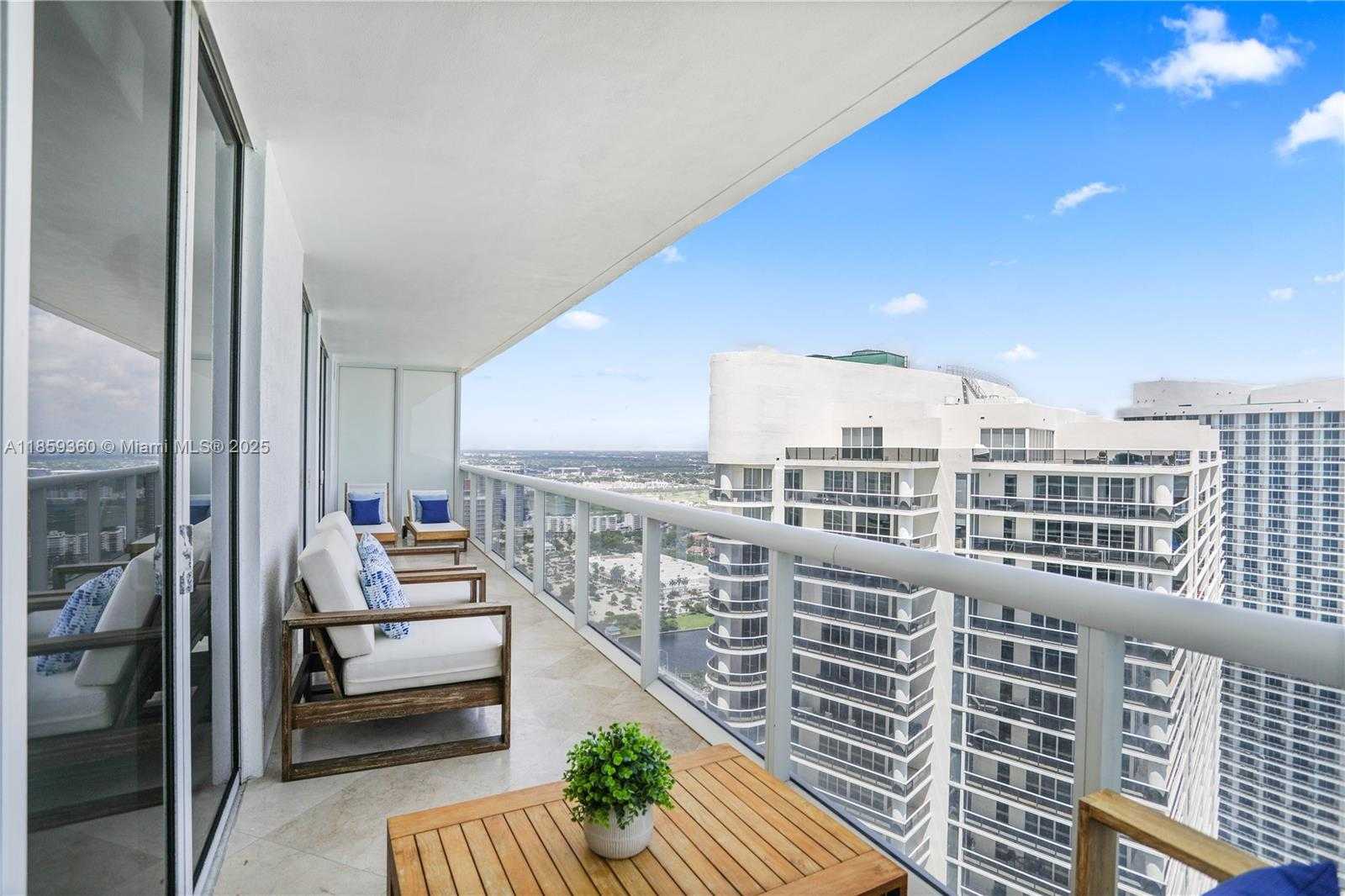Small Image of 1830 SOUTH OCEAN DR #4511, Hallandale Beach Number 4