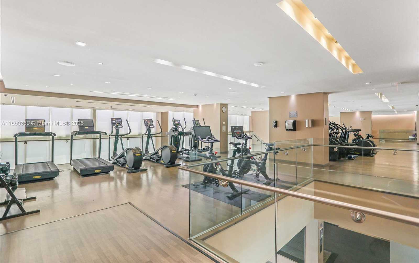 Small Image of 1830 SOUTH OCEAN DR #4511, Hallandale Beach Number 51