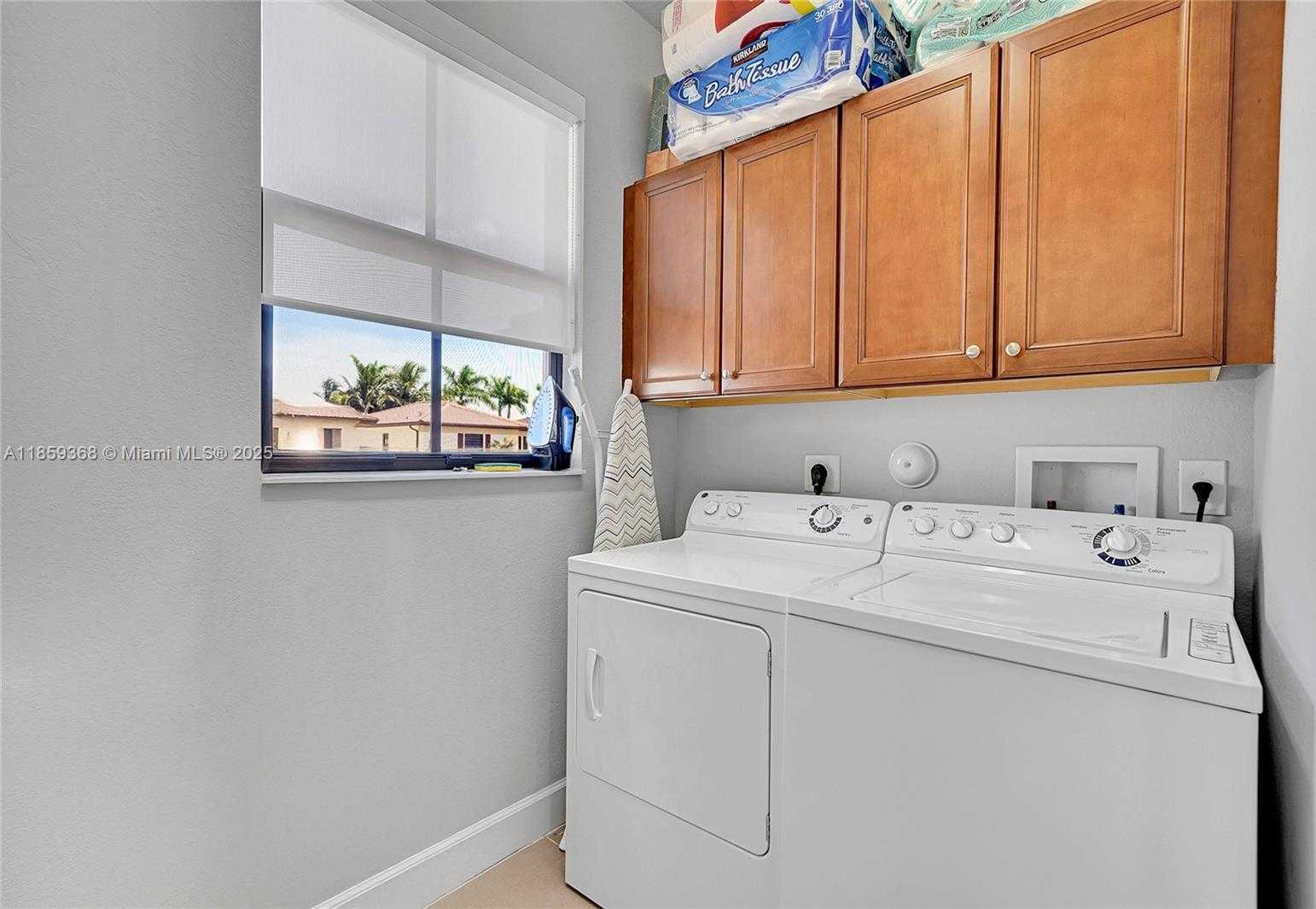 Small Image of 10072 NORTH WEST 87TH TER #N/A, Doral Number 20