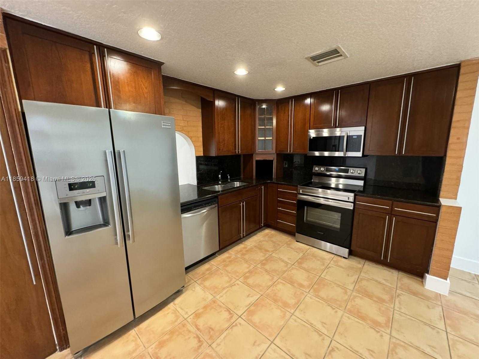 Small Image of 10245 SOUTH WEST 154TH CIR CT #104-7, Miami Number 3