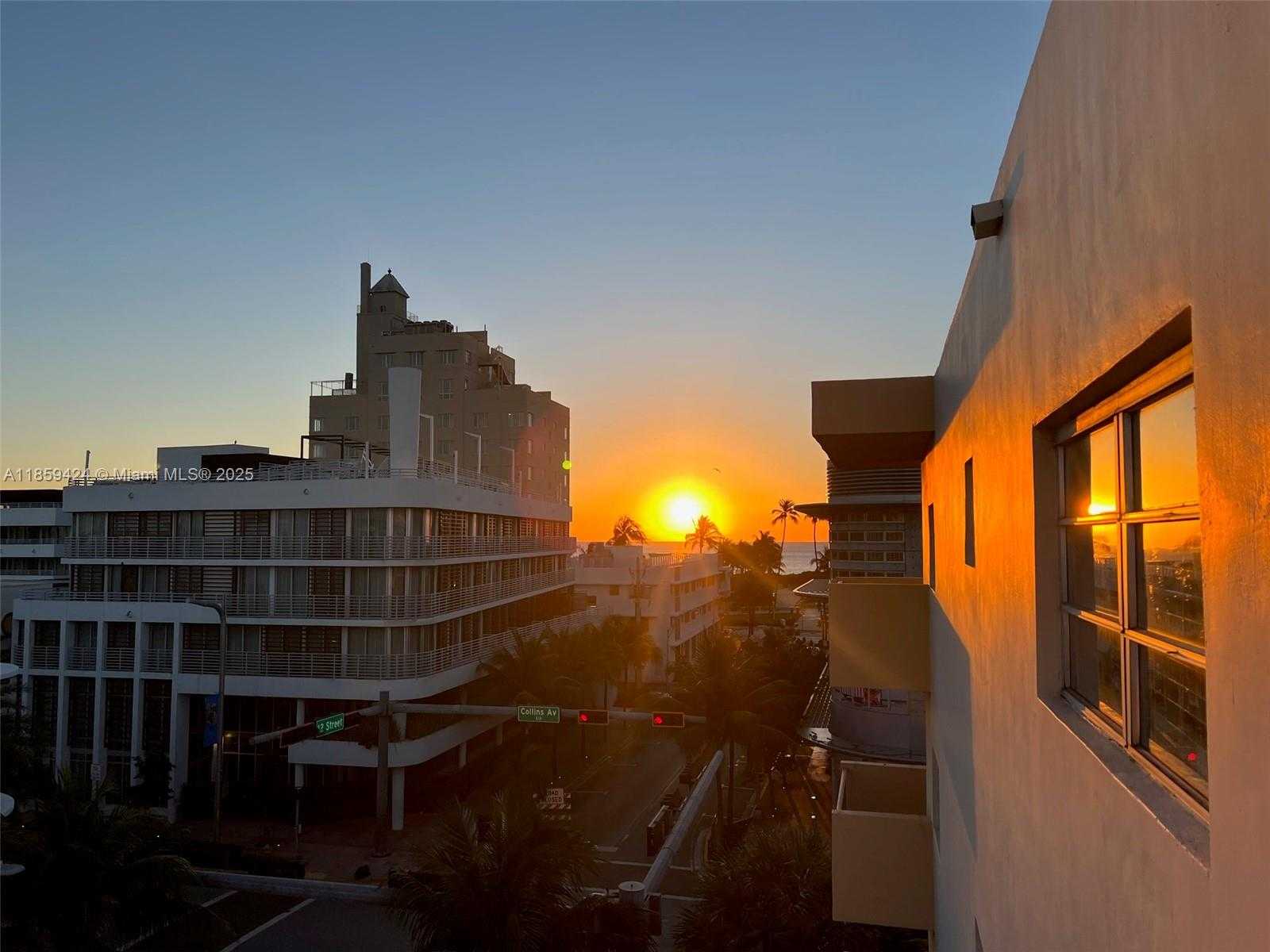 Small Image of 1150 COLLINS AVE #503, Miami Beach Number 10